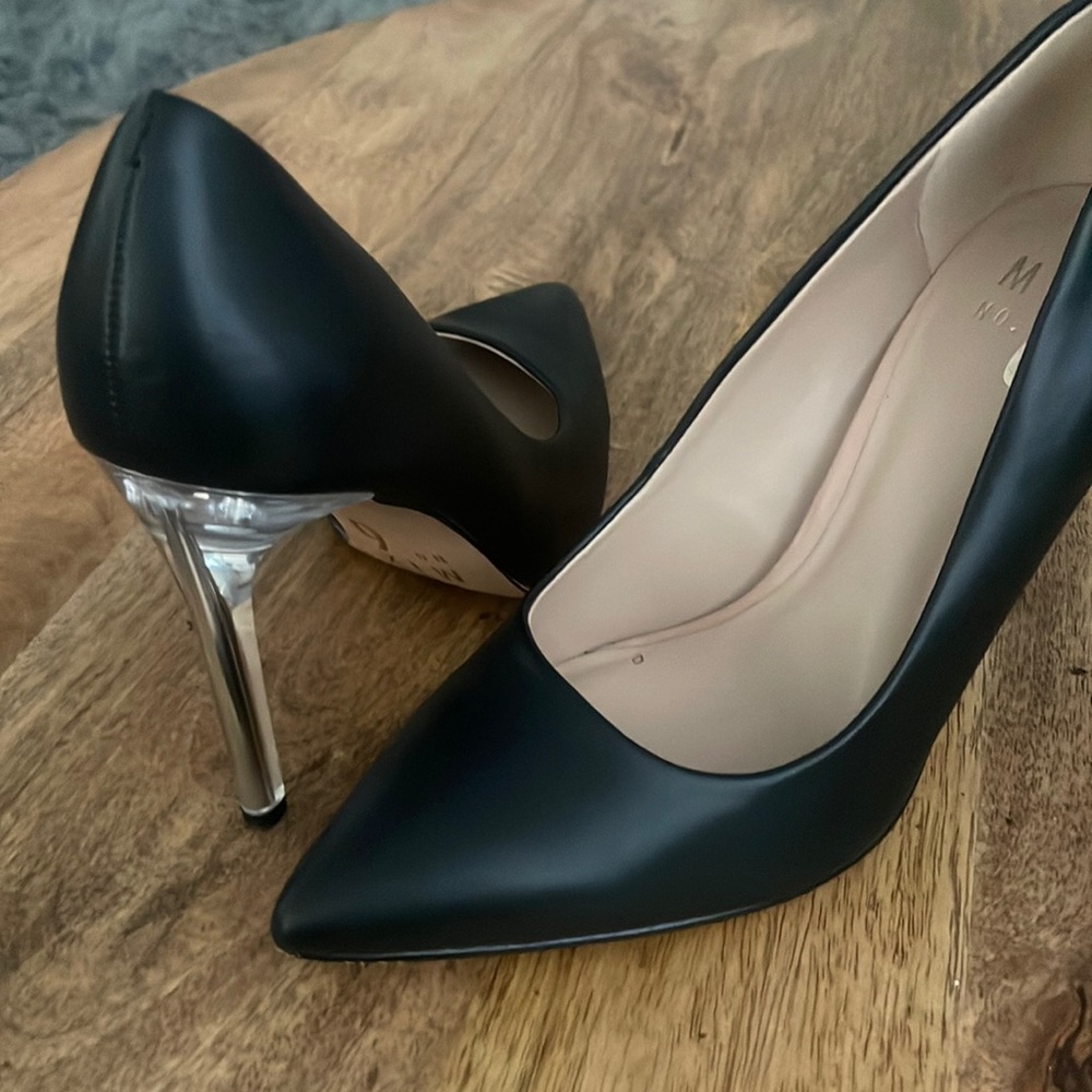 Black pointed toe stilettos Sz 6.5